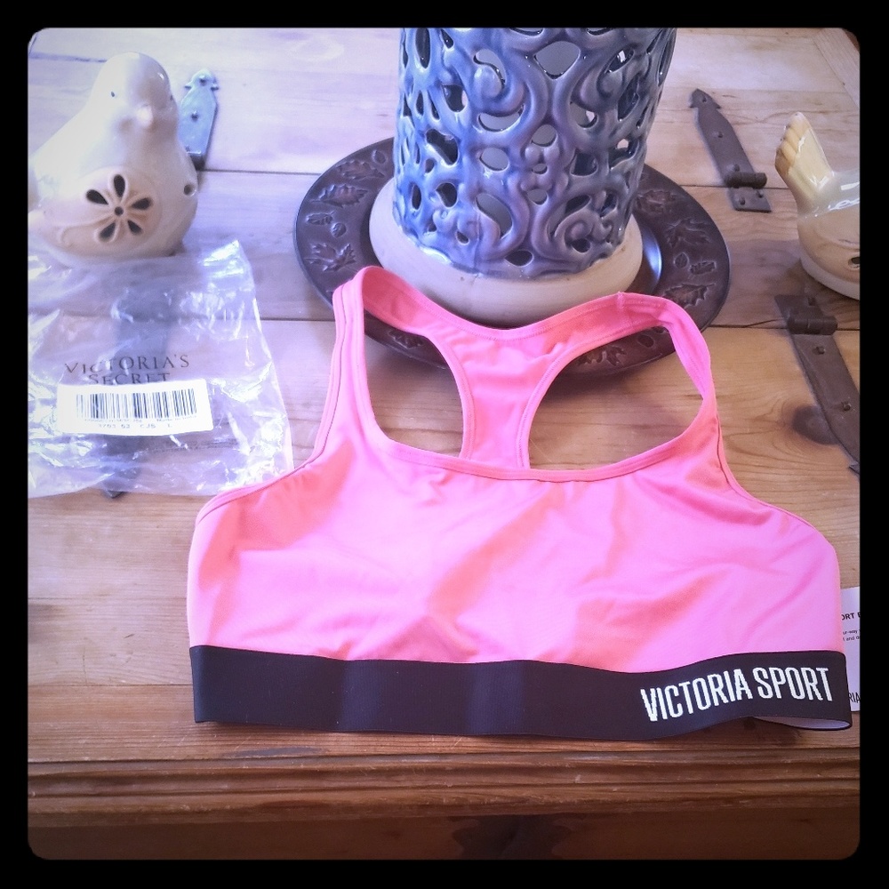 NWT Victorias Secret Victororia Sport Sports Bra